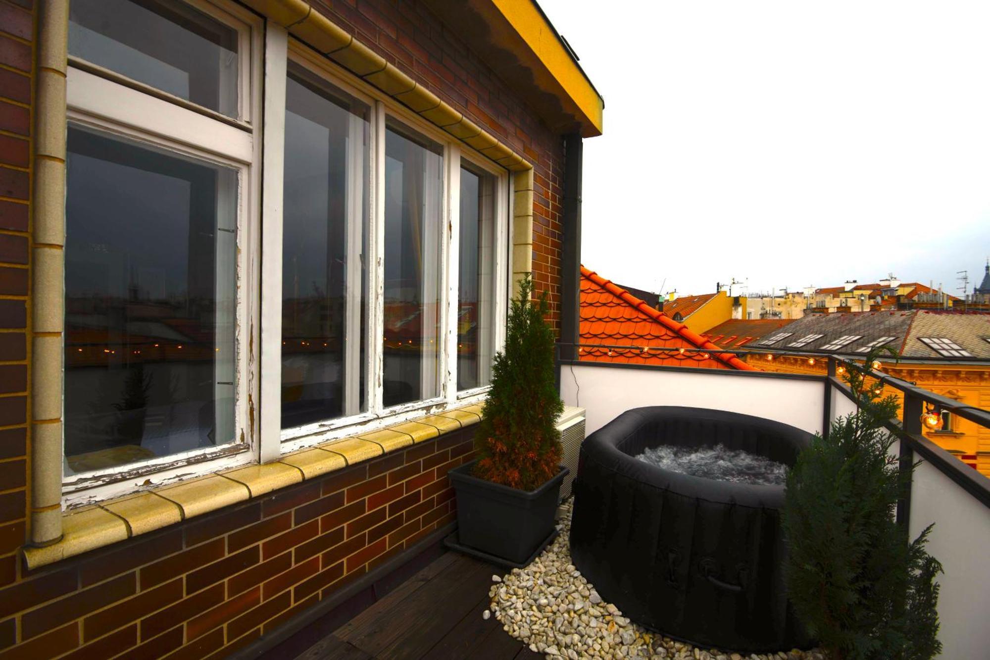 Waterfront River Side Roof Top Apartment - Terrace With City View Prague Extérieur photo